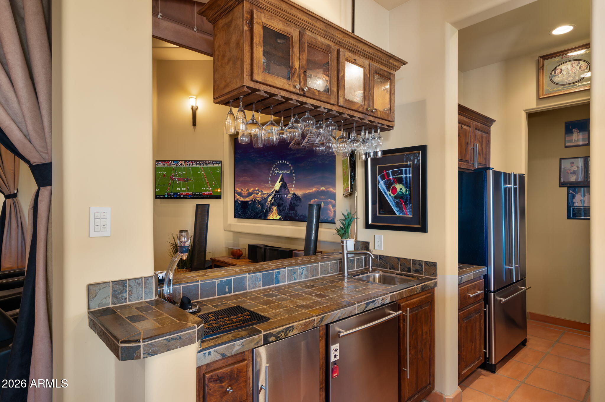 8407 E VIEW CREST Circle