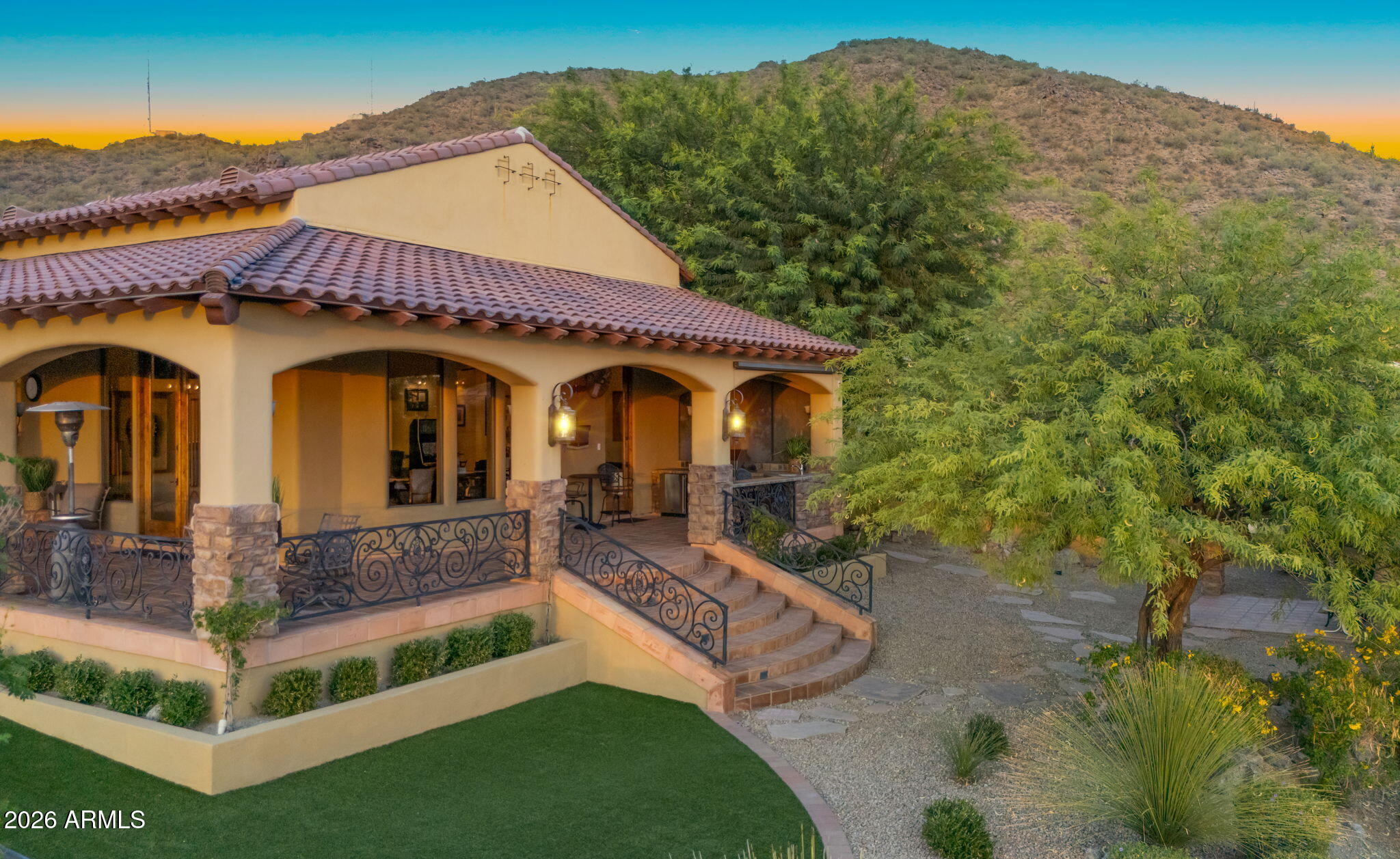 8407 E VIEW CREST Circle