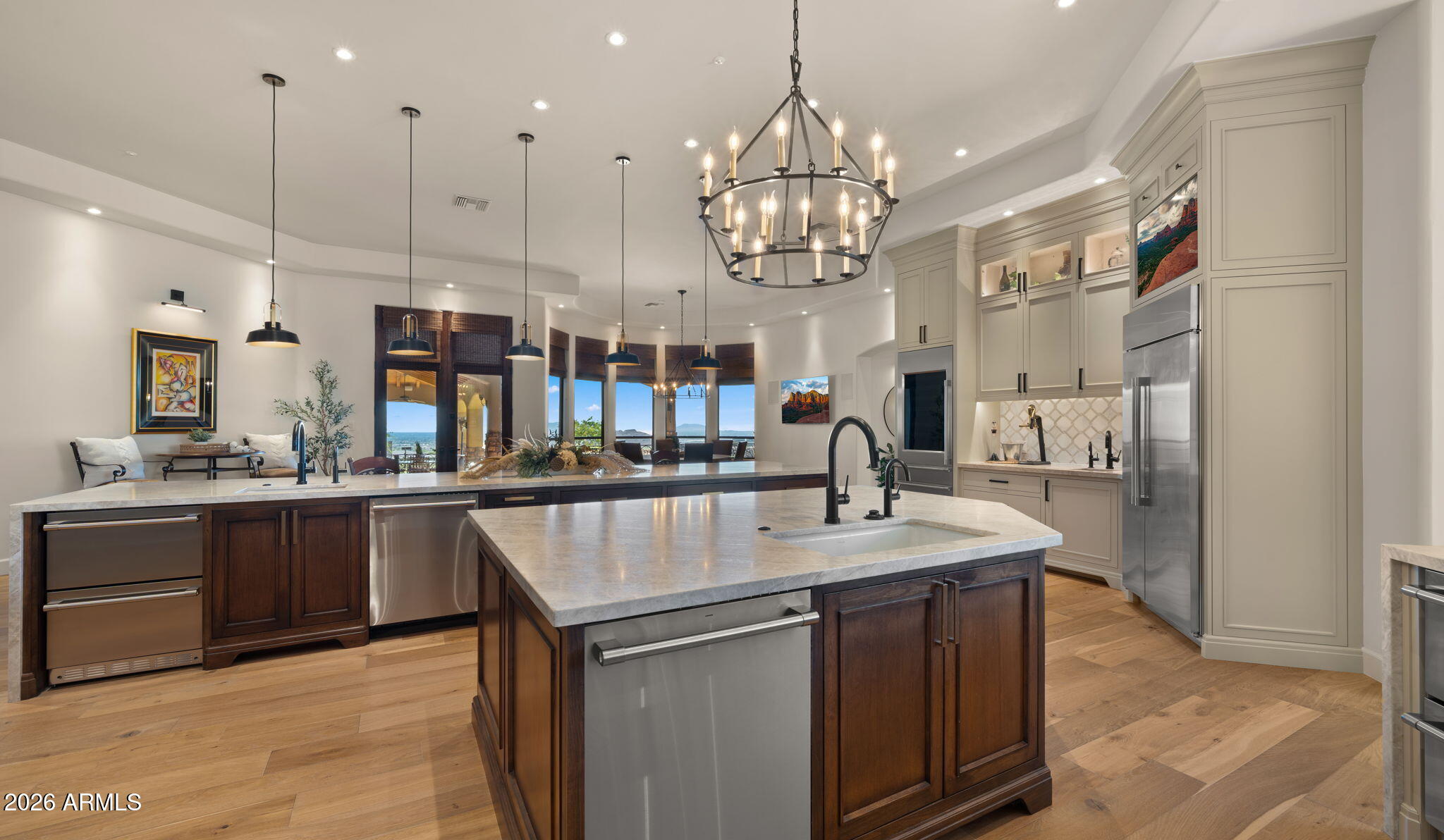 8407 E VIEW CREST Circle