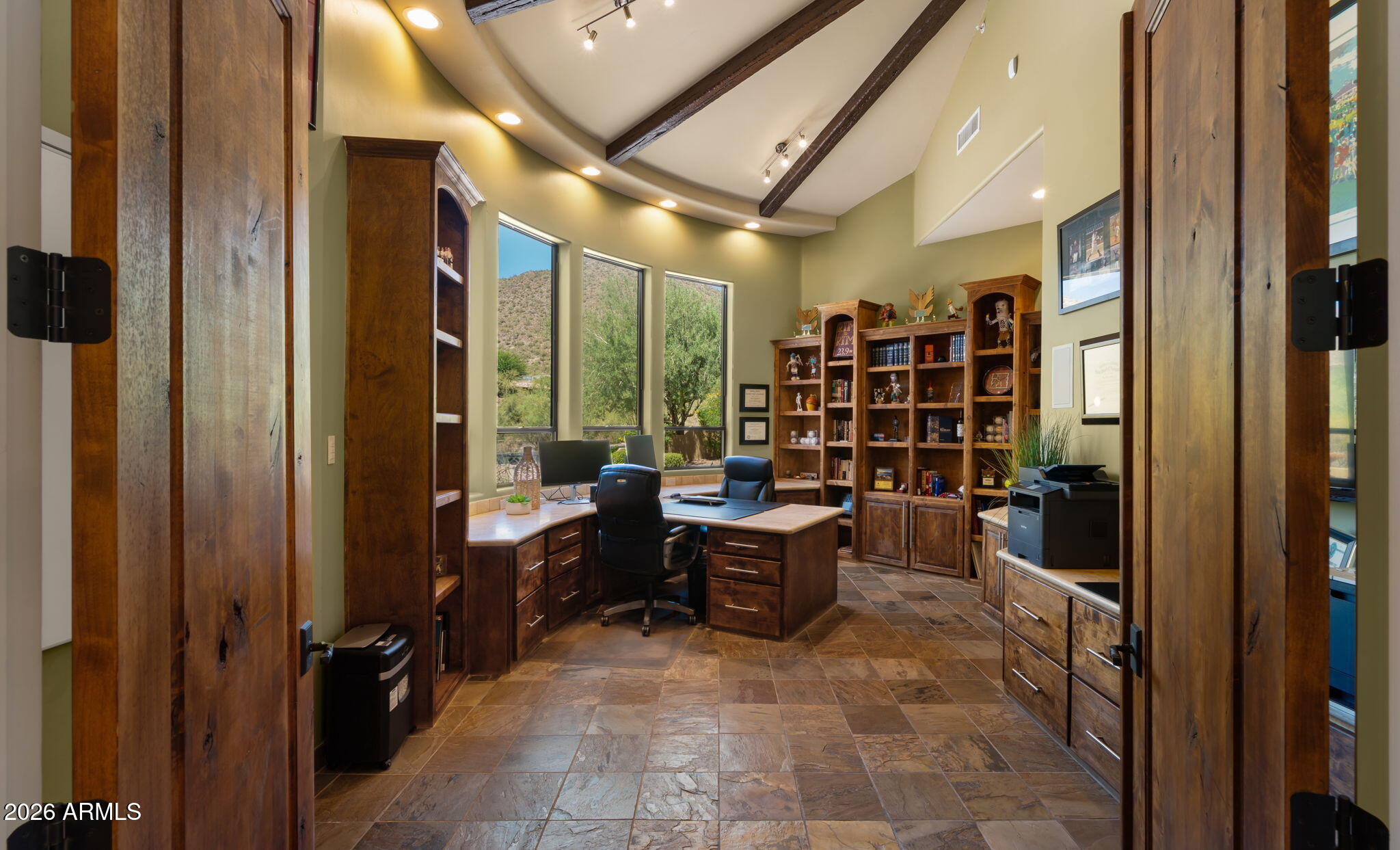 8407 E VIEW CREST Circle