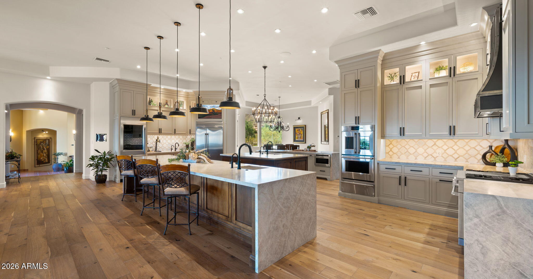 8407 E VIEW CREST Circle