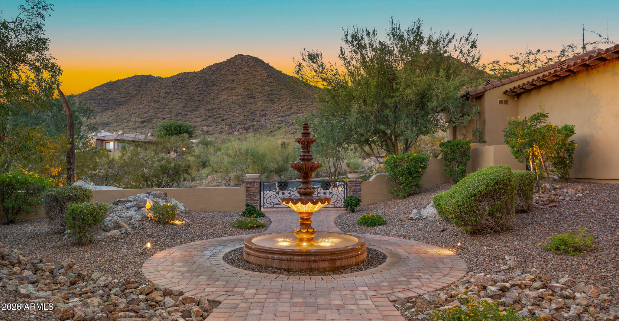 8407 E VIEW CREST Circle