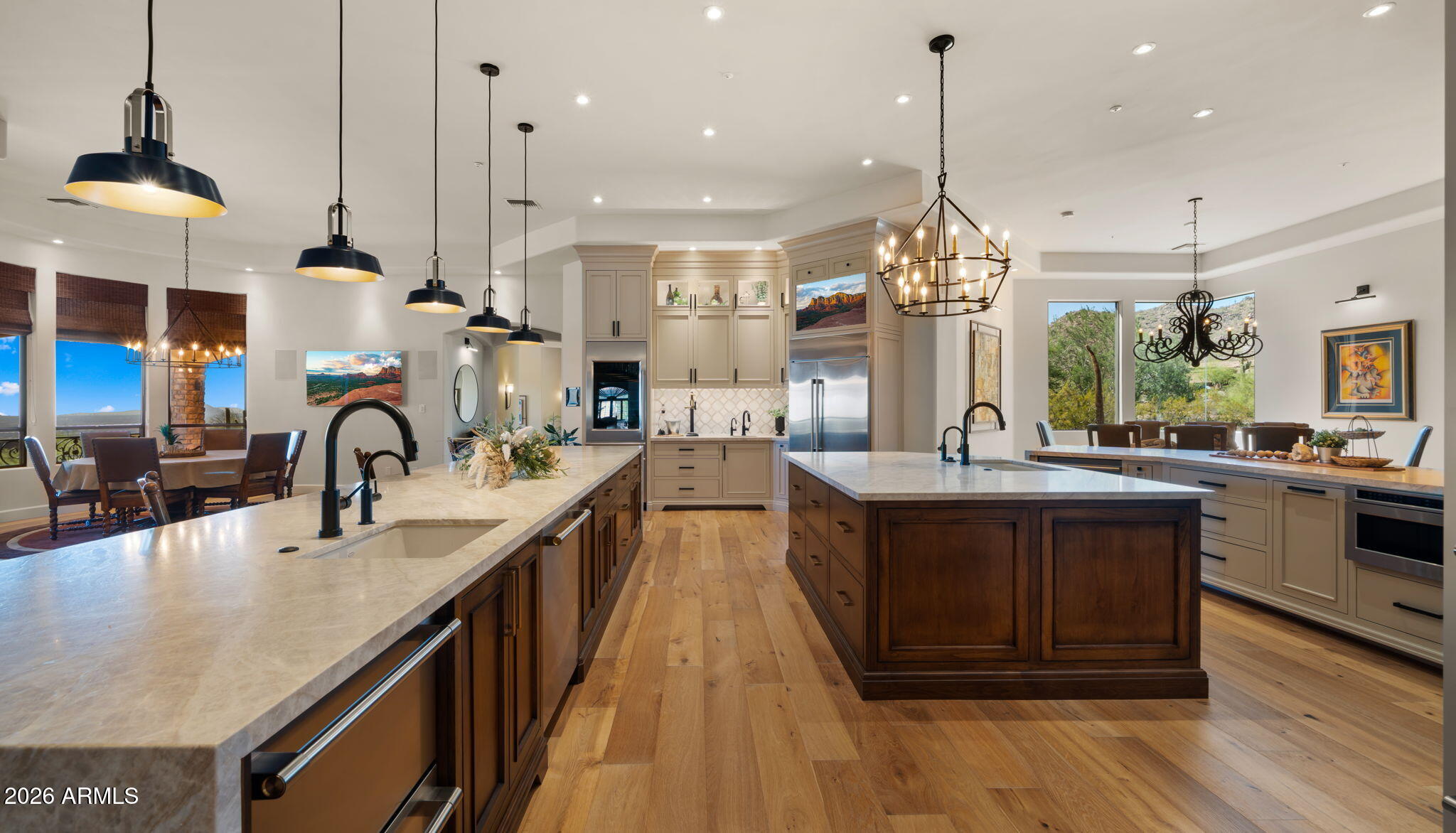 8407 E VIEW CREST Circle