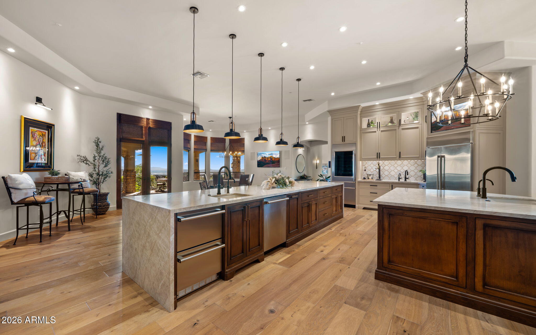8407 E VIEW CREST Circle