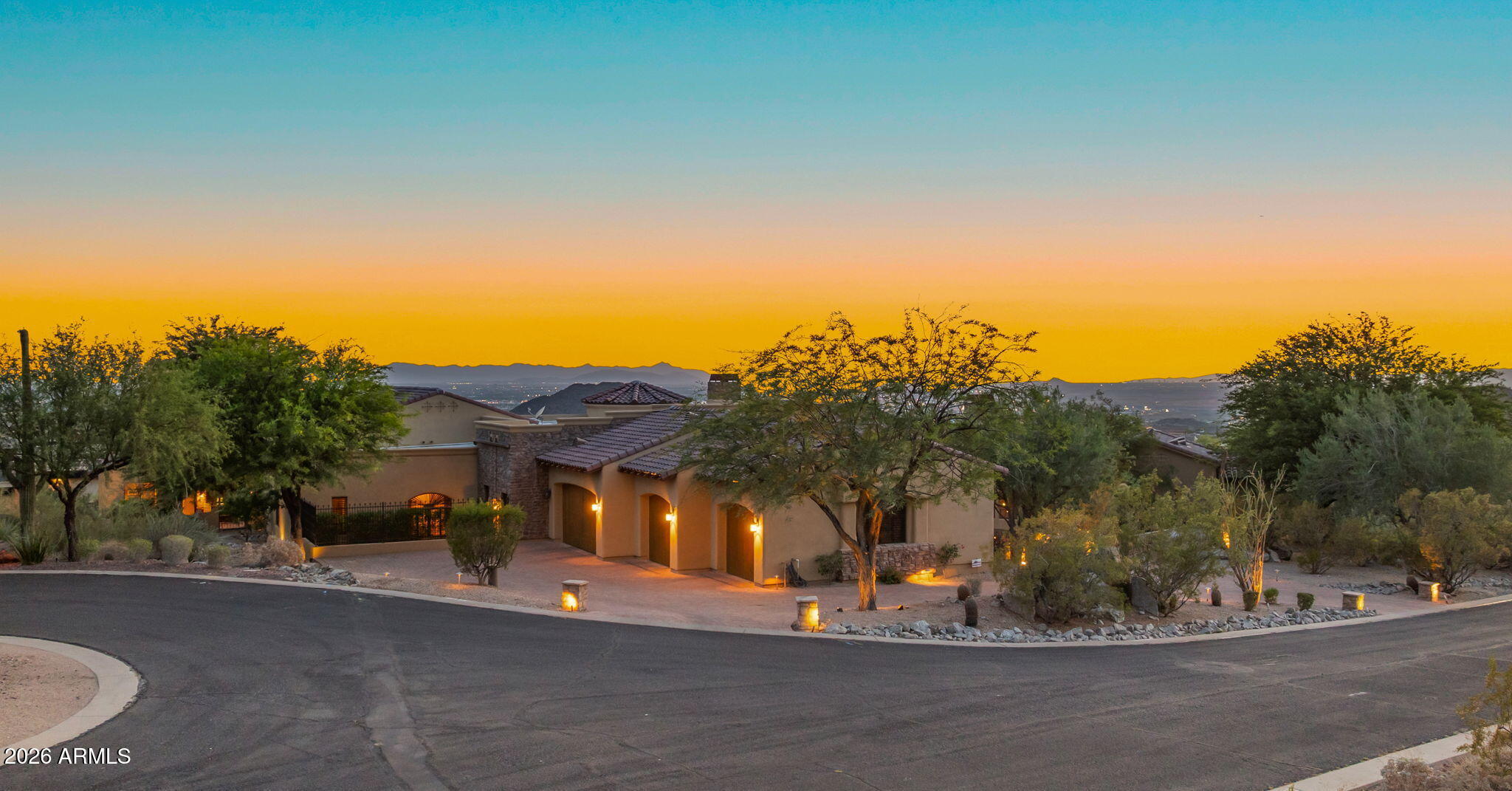 8407 E VIEW CREST Circle