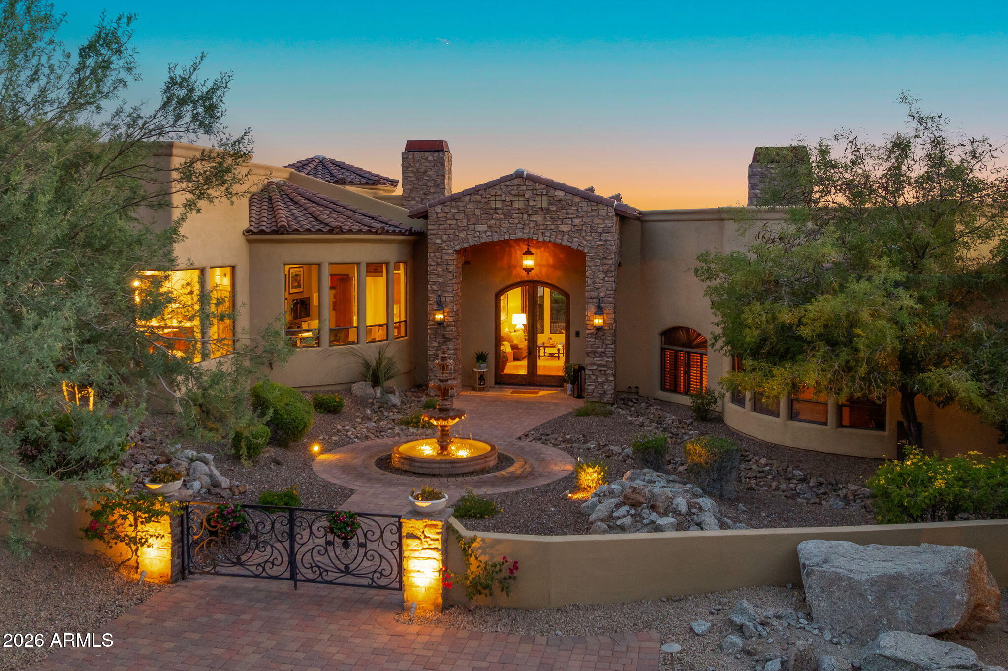 8407 E VIEW CREST Circle