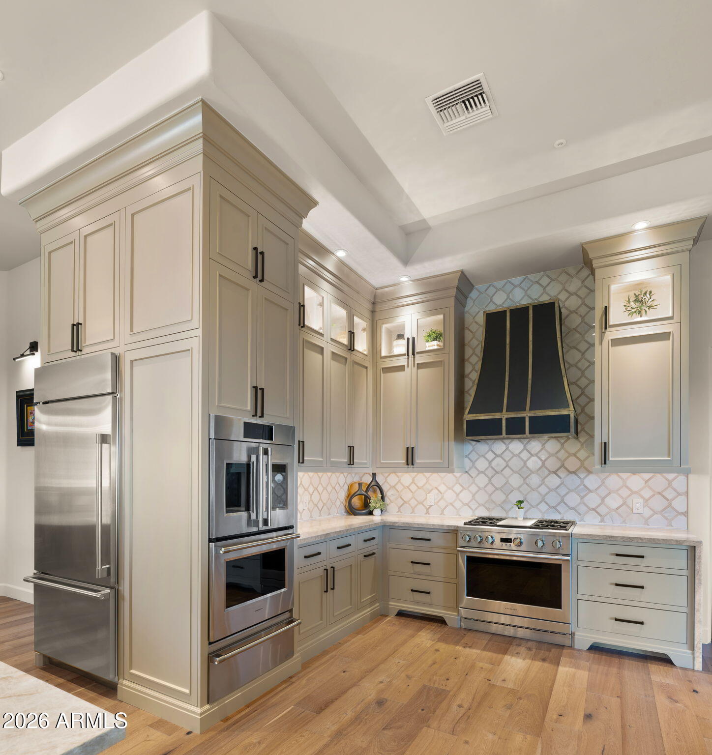 8407 E VIEW CREST Circle