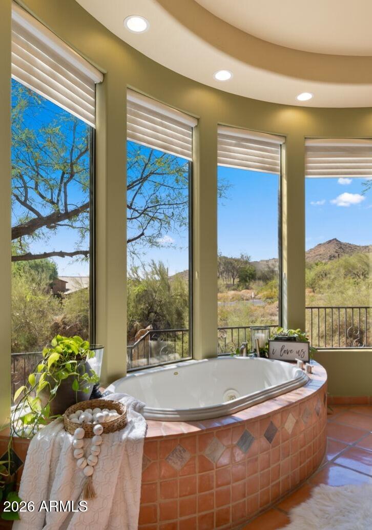 8407 E VIEW CREST Circle