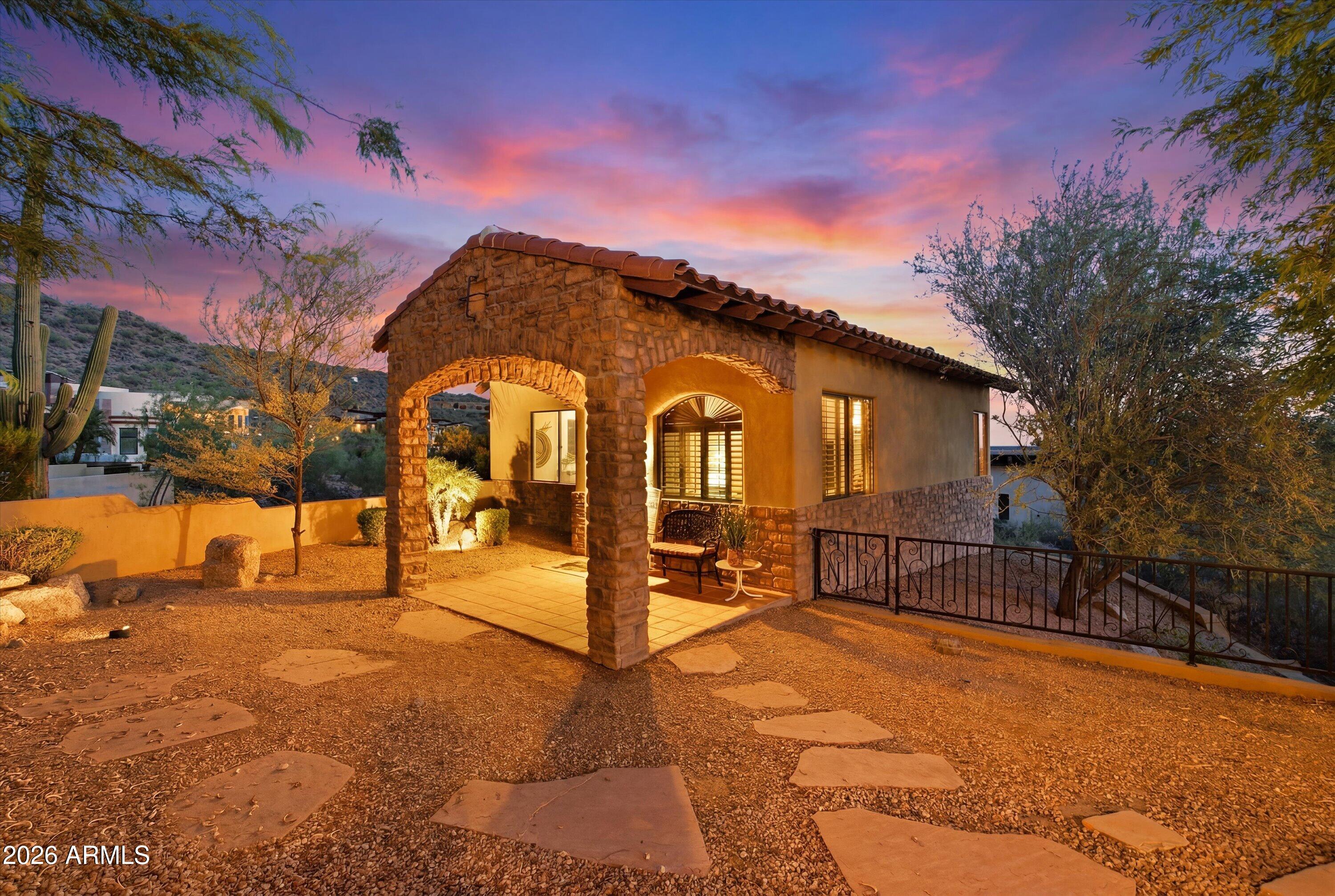 8407 E VIEW CREST Circle