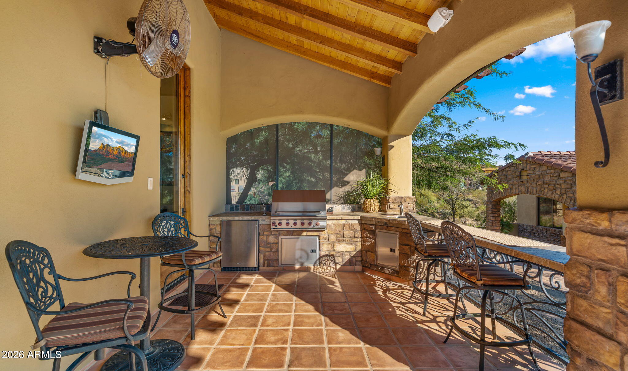 8407 E VIEW CREST Circle