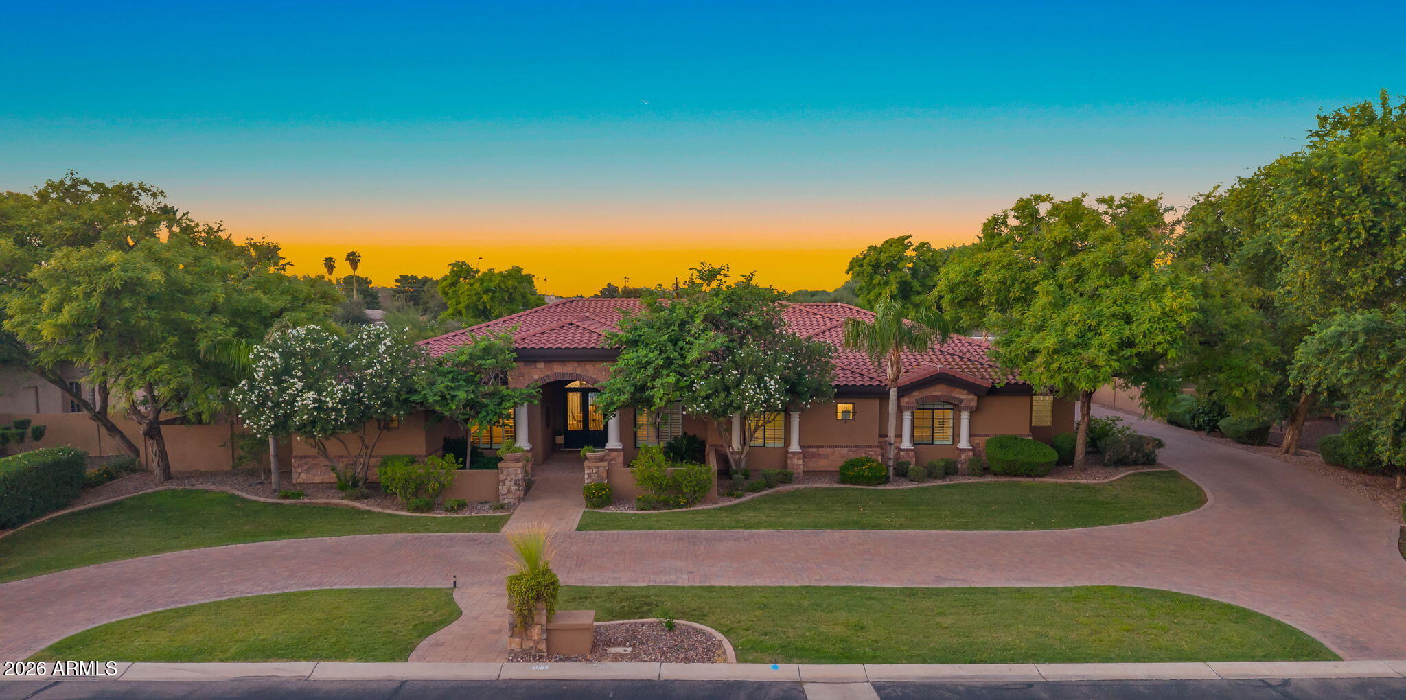 4654 E MEADOWVIEW Court