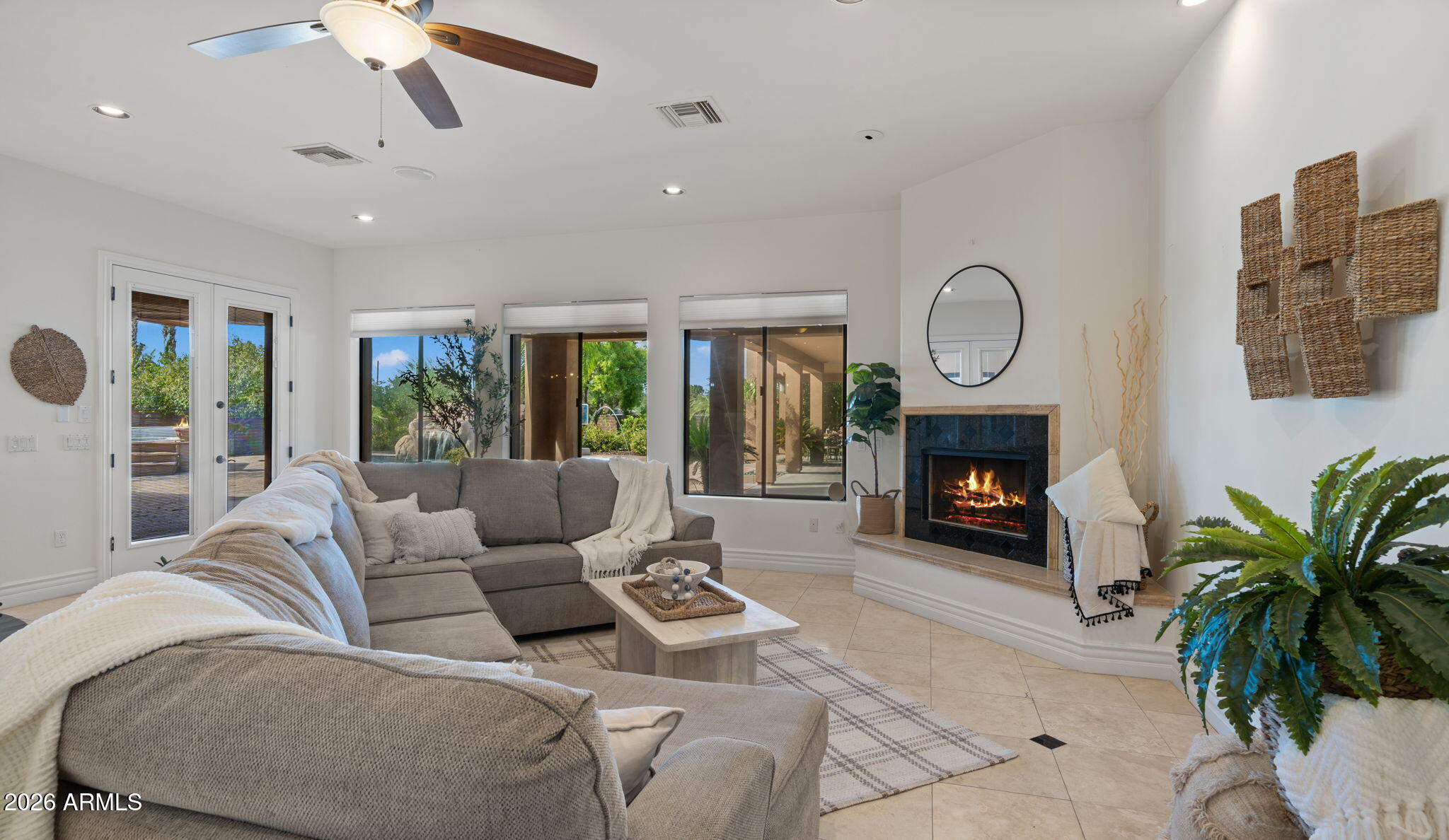 4654 E MEADOWVIEW Court