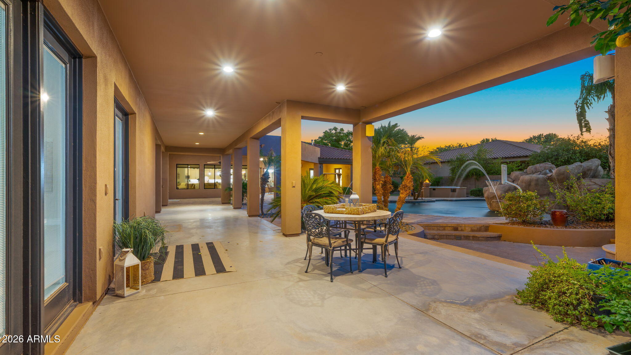 4654 E MEADOWVIEW Court