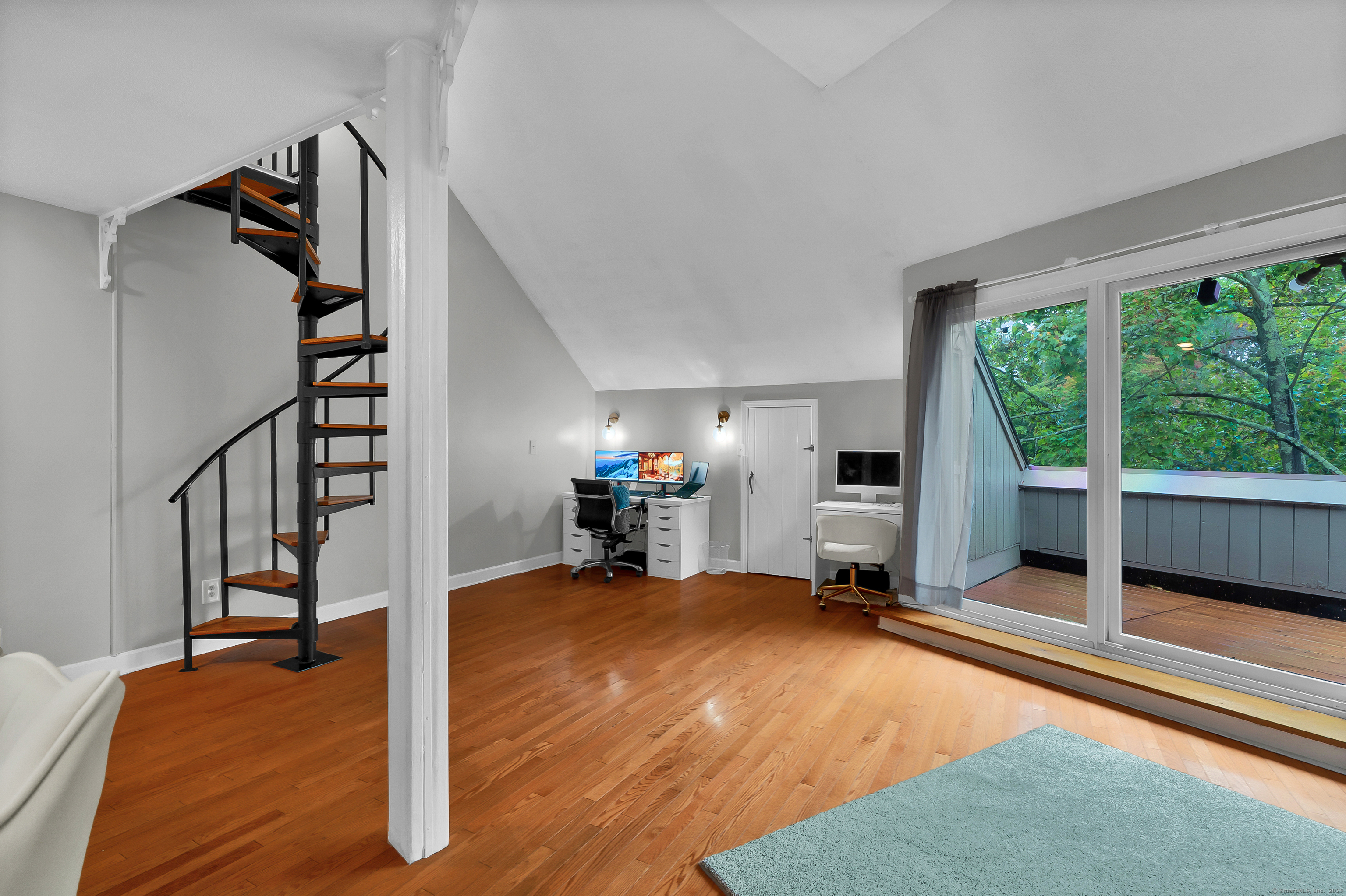 16 Pine Orchard Road APT 23