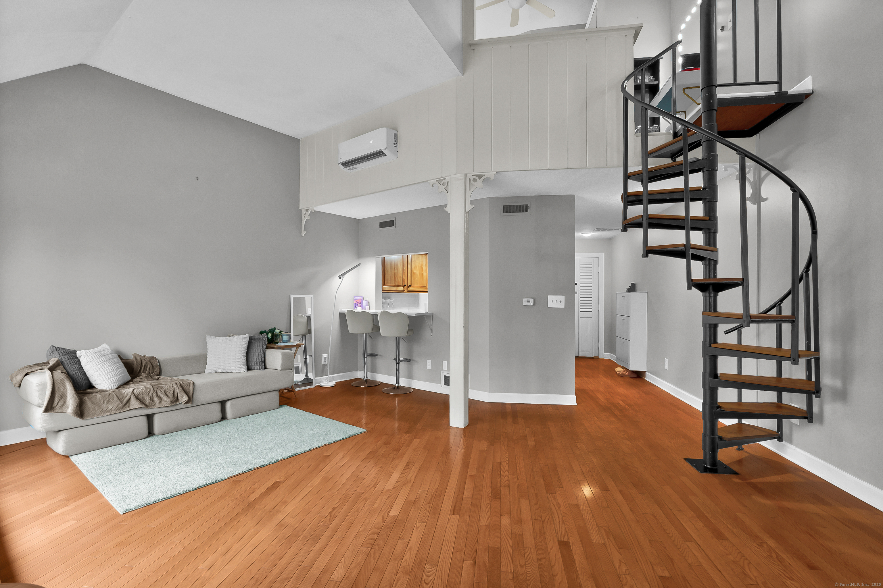 16 Pine Orchard Road APT 23