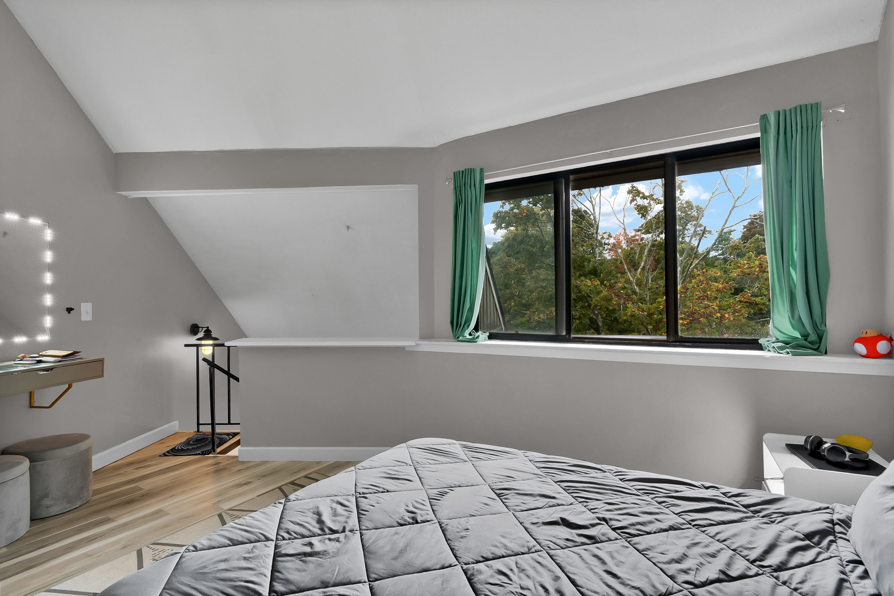 16 Pine Orchard Road APT 23