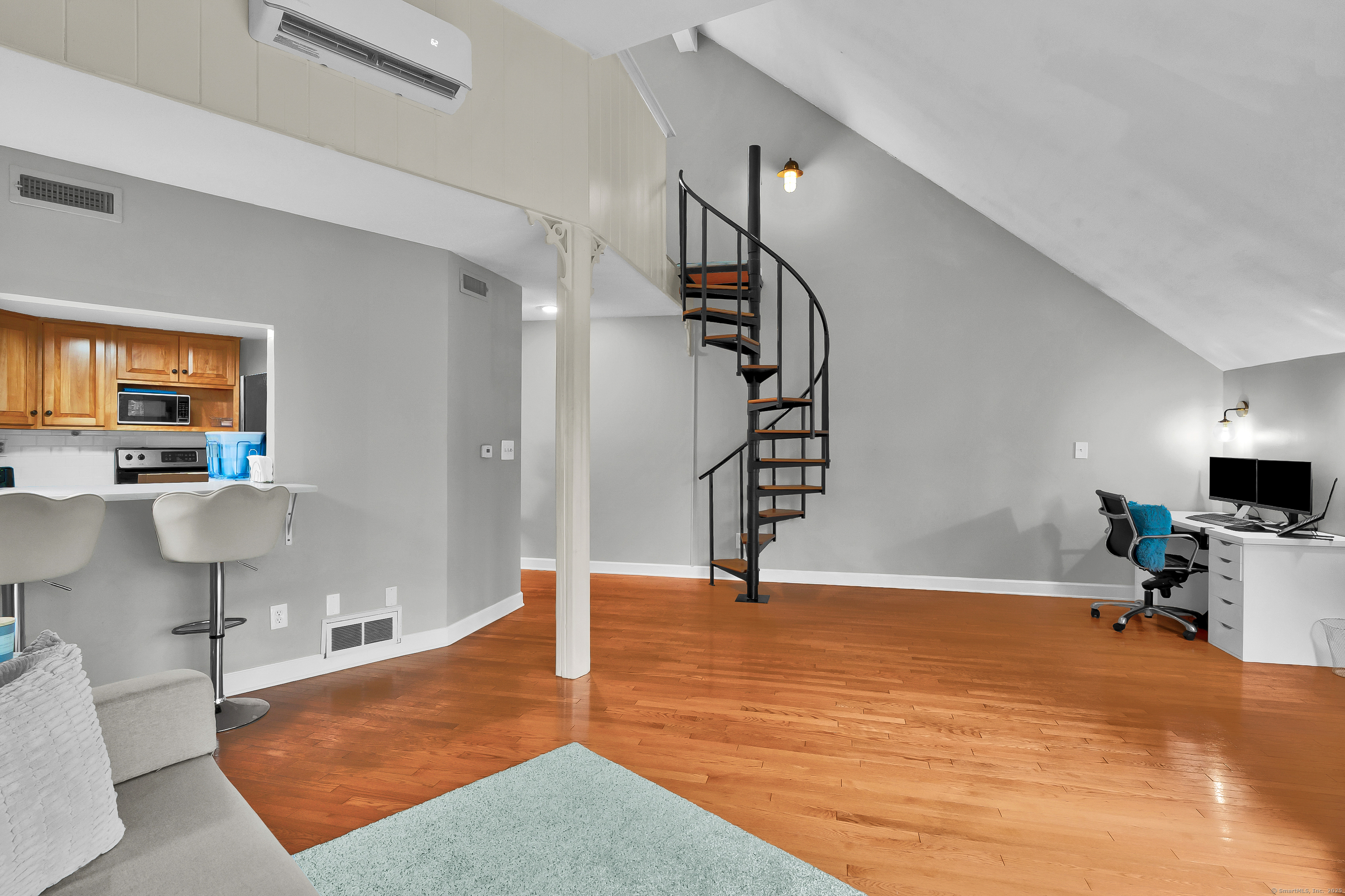 16 Pine Orchard Road APT 23