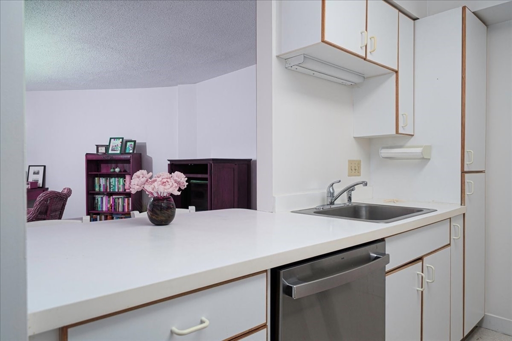 100 Rosemary Way # 322