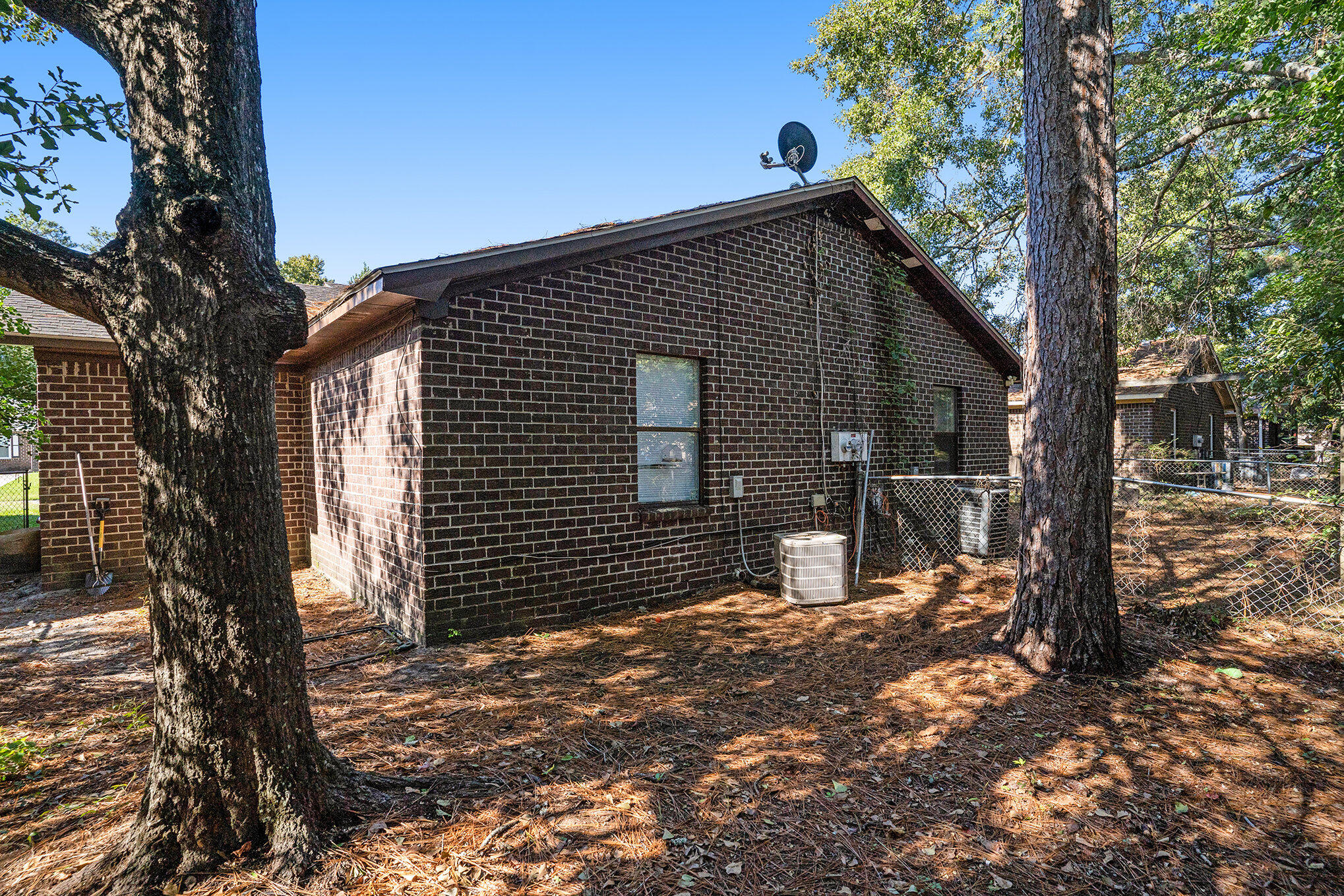 113 Cedar Grove Unit: A&B