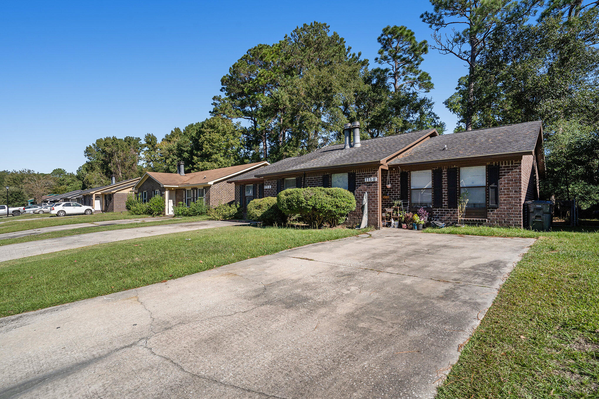 113 Cedar Grove Unit: A&B