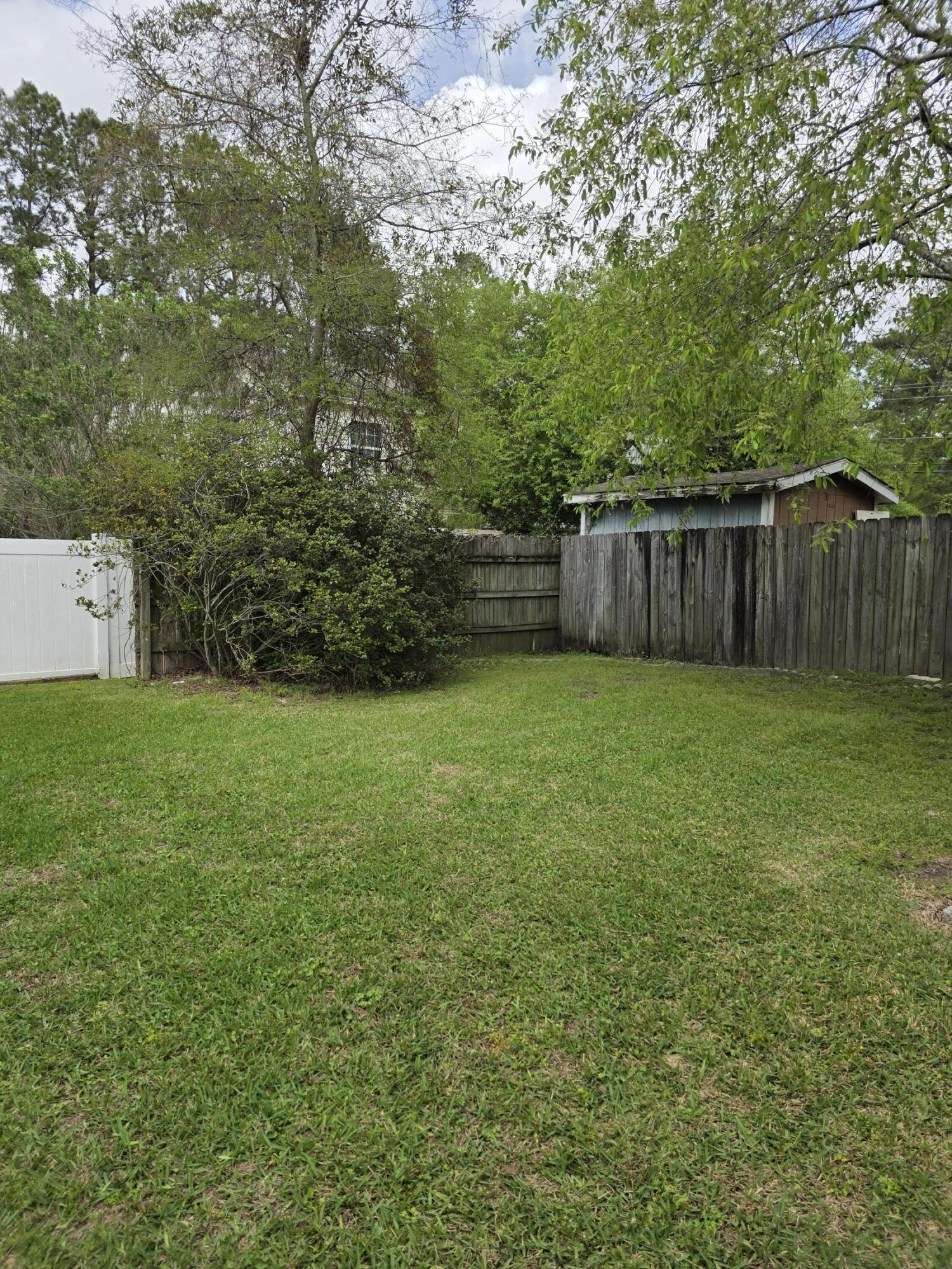 108 Sandlewood Drive