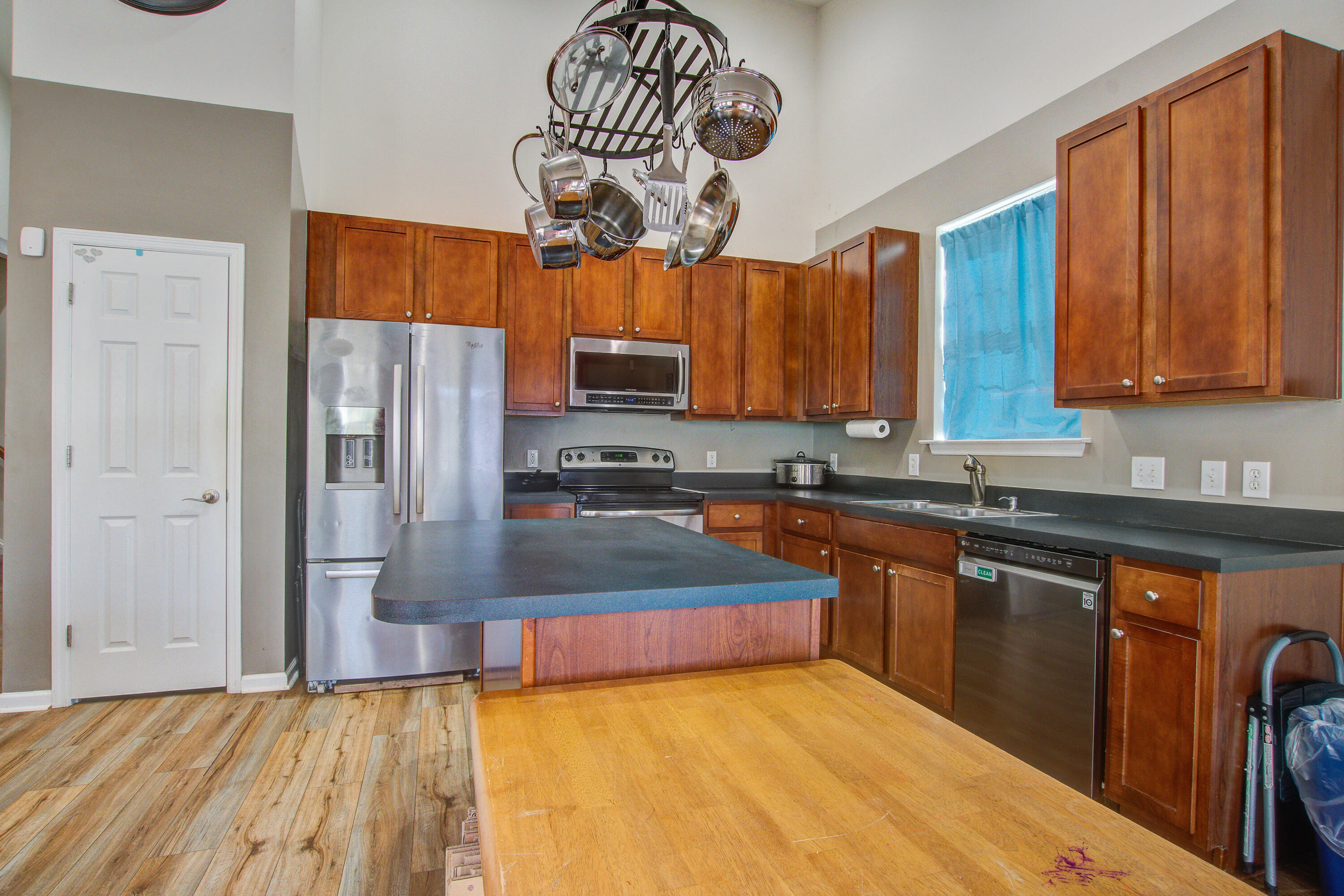 2995 Pocasset Circle