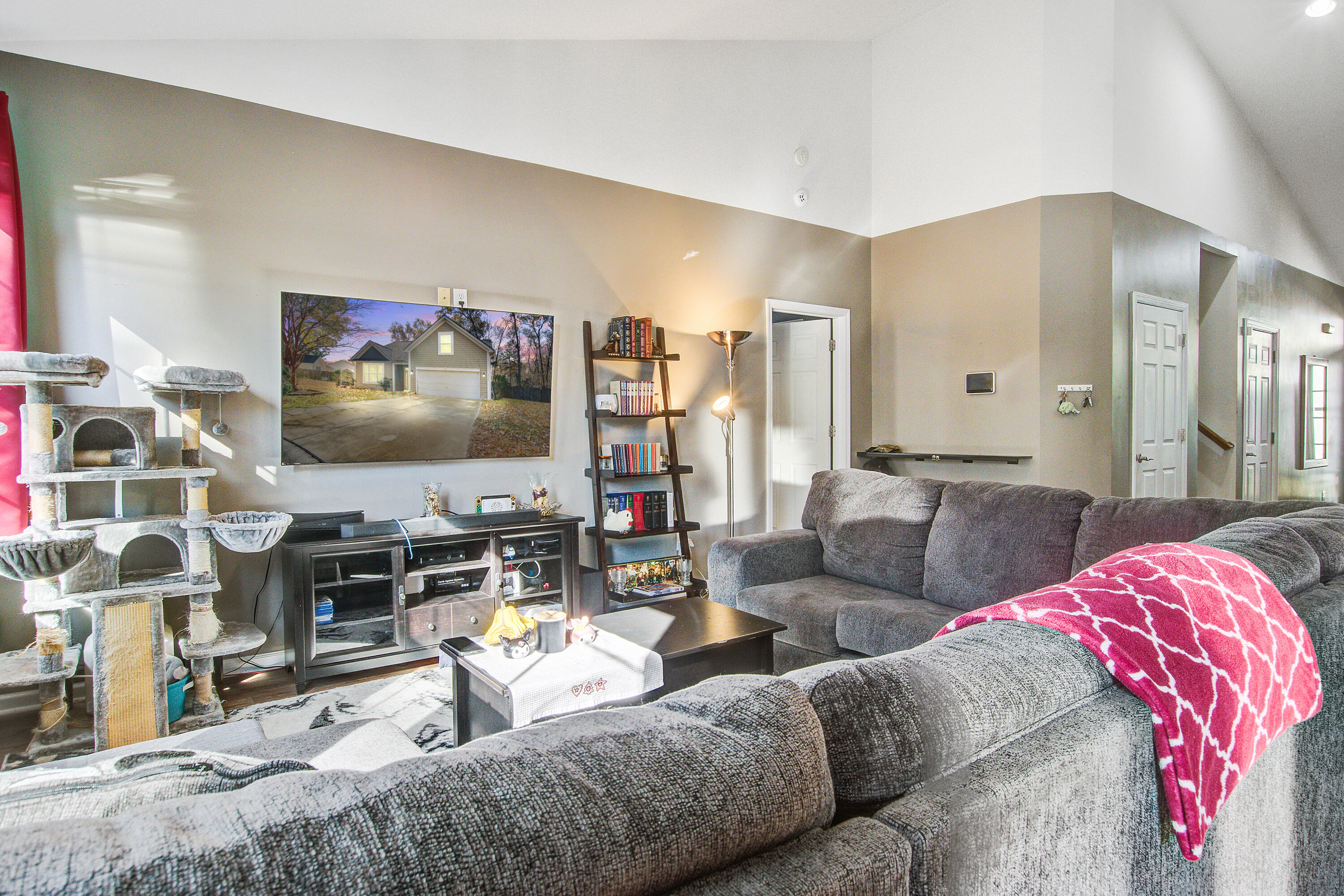 2995 Pocasset Circle