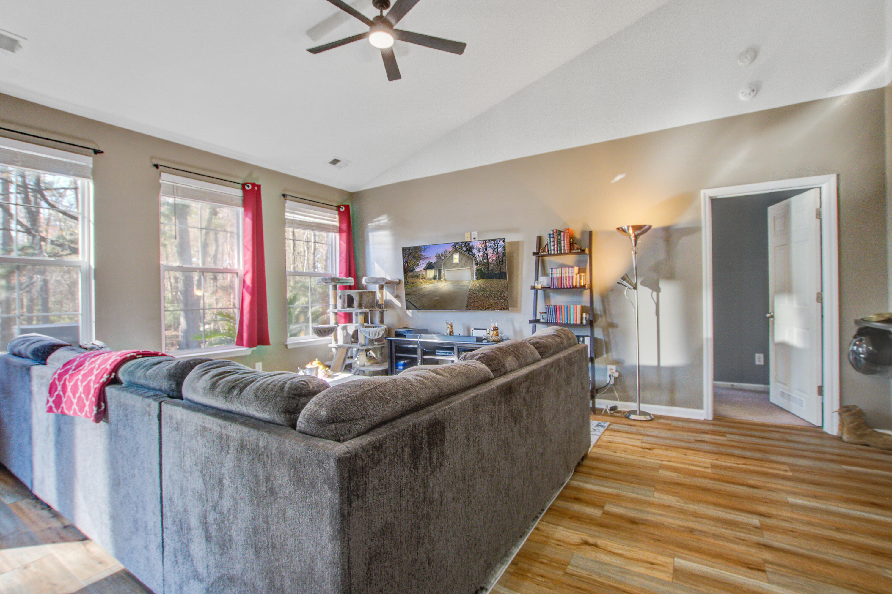 2995 Pocasset Circle