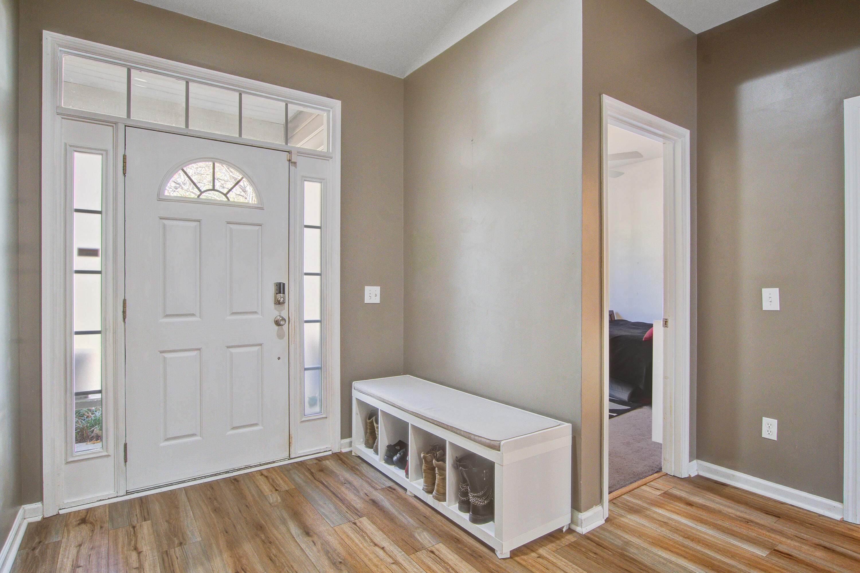 2995 Pocasset Circle