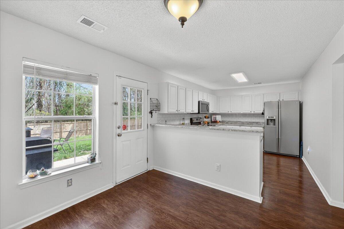 4012 Carolina Bay Drive