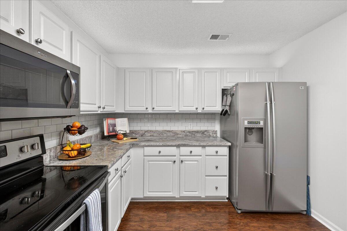 4012 Carolina Bay Drive