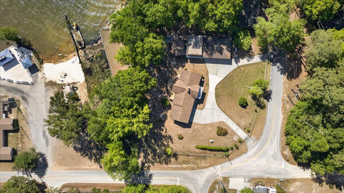 138 Lake Marion Lane