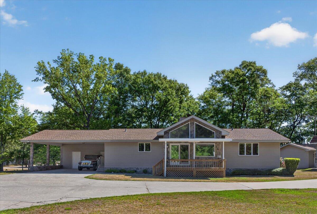 138 Lake Marion Lane