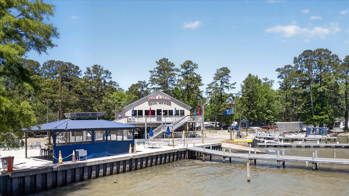 138 Lake Marion Lane