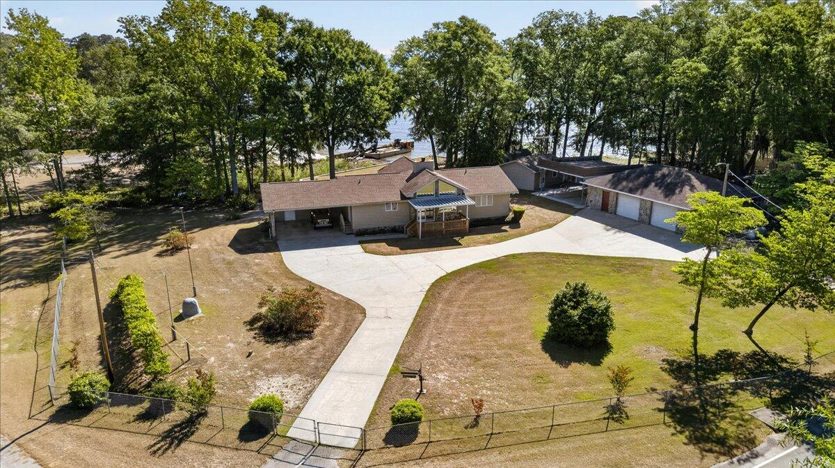 138 Lake Marion Lane