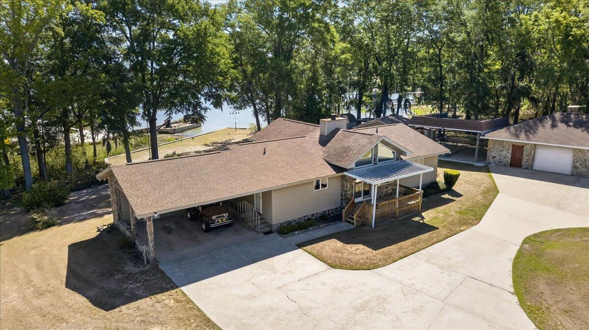 138 Lake Marion Lane