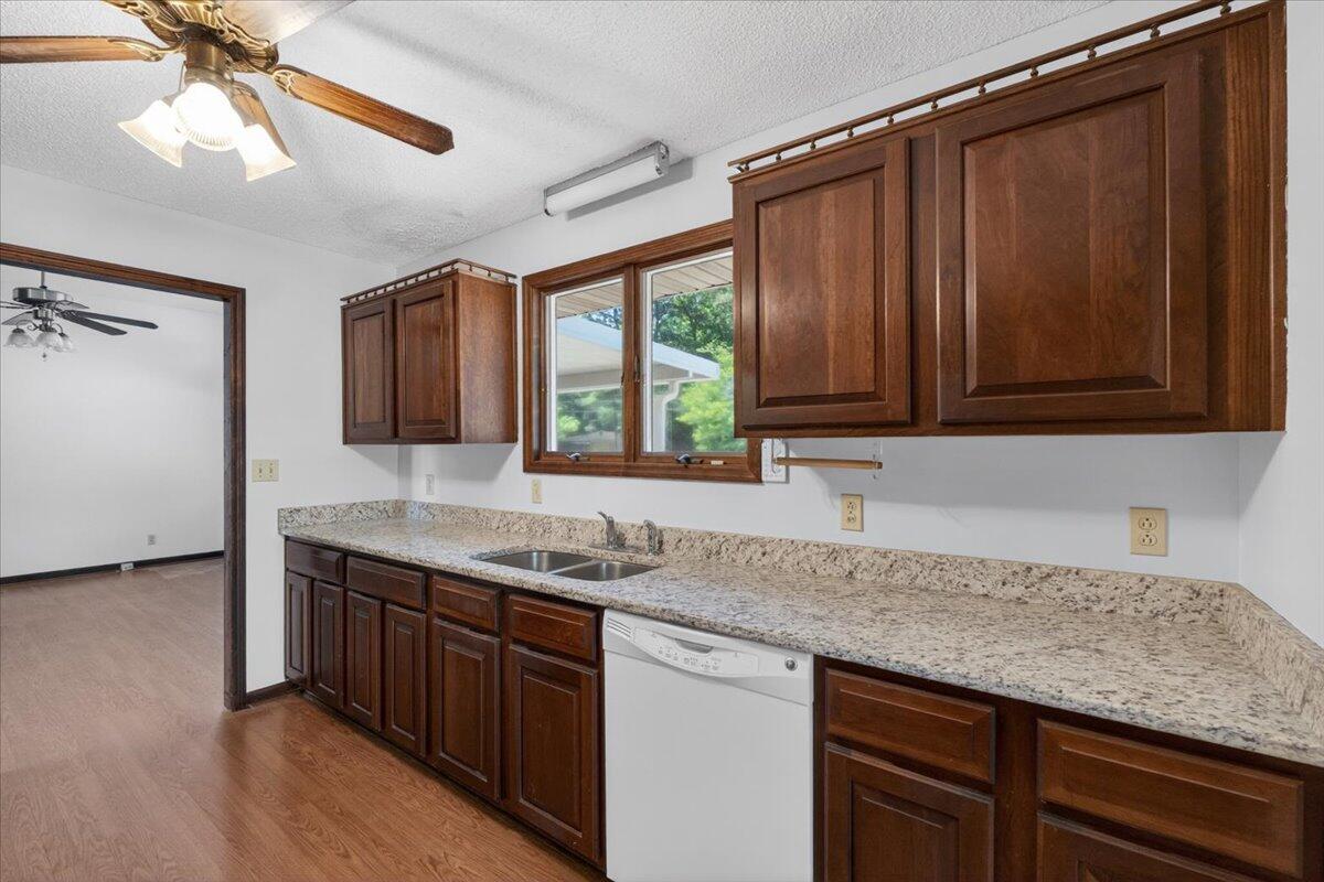 138 Lake Marion Lane