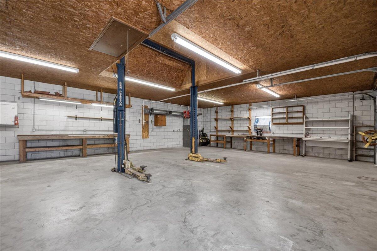 138 Lake Marion Lane