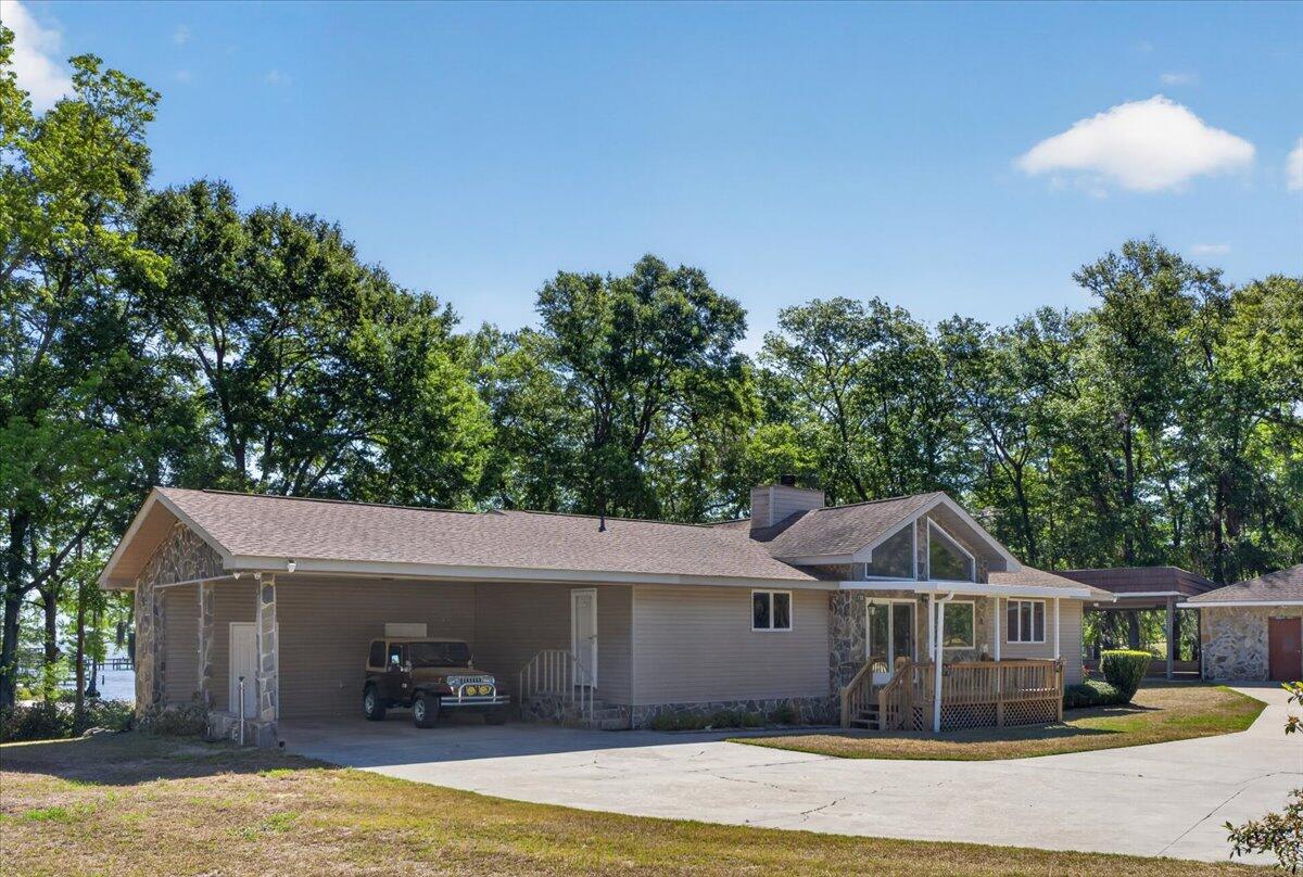 138 Lake Marion Lane