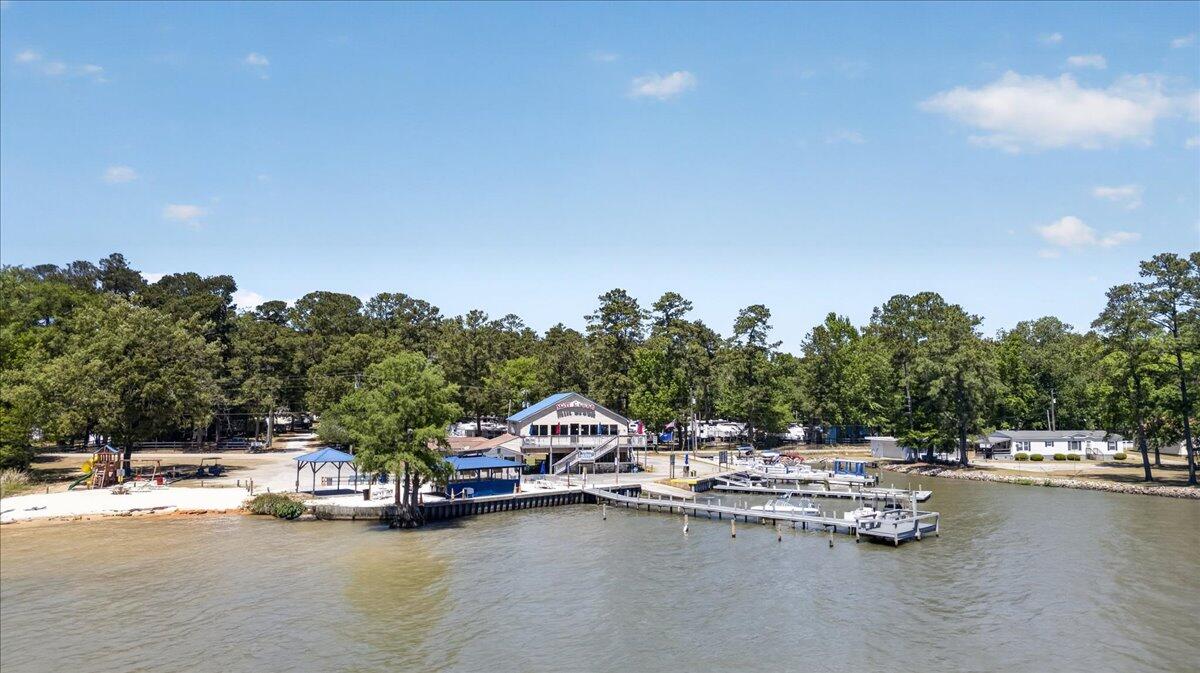 138 Lake Marion Lane