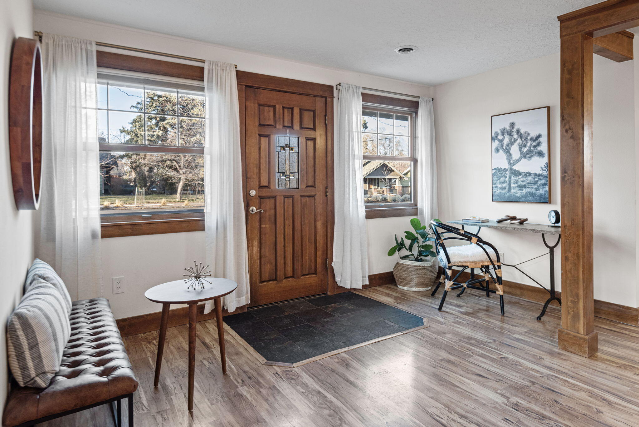 603 NW Delaware Avenue