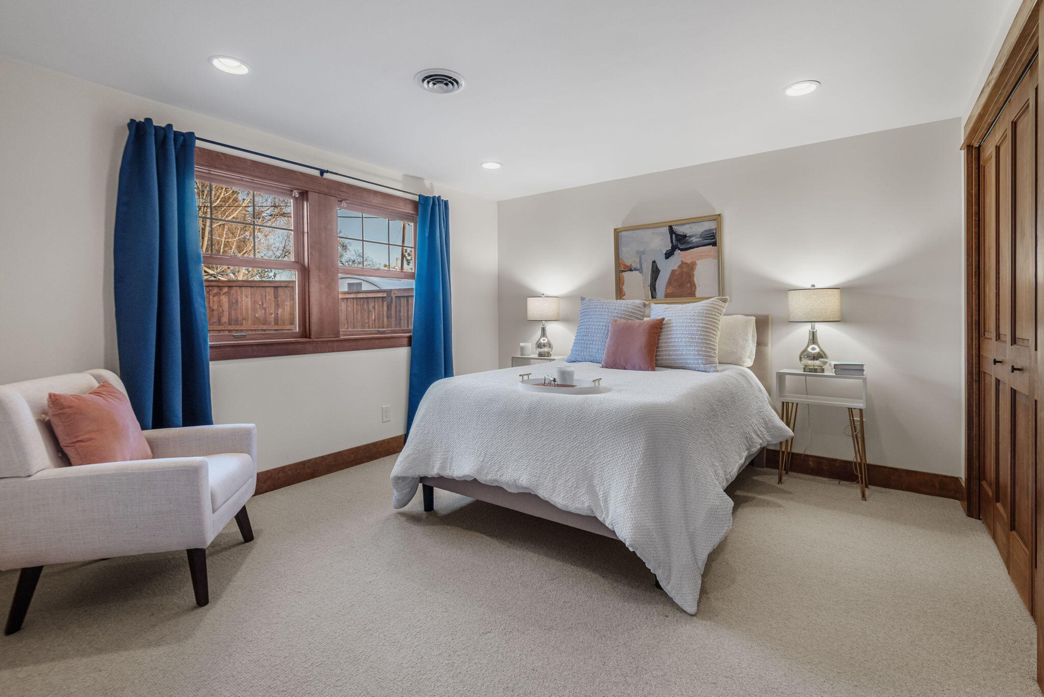 603 NW Delaware Avenue