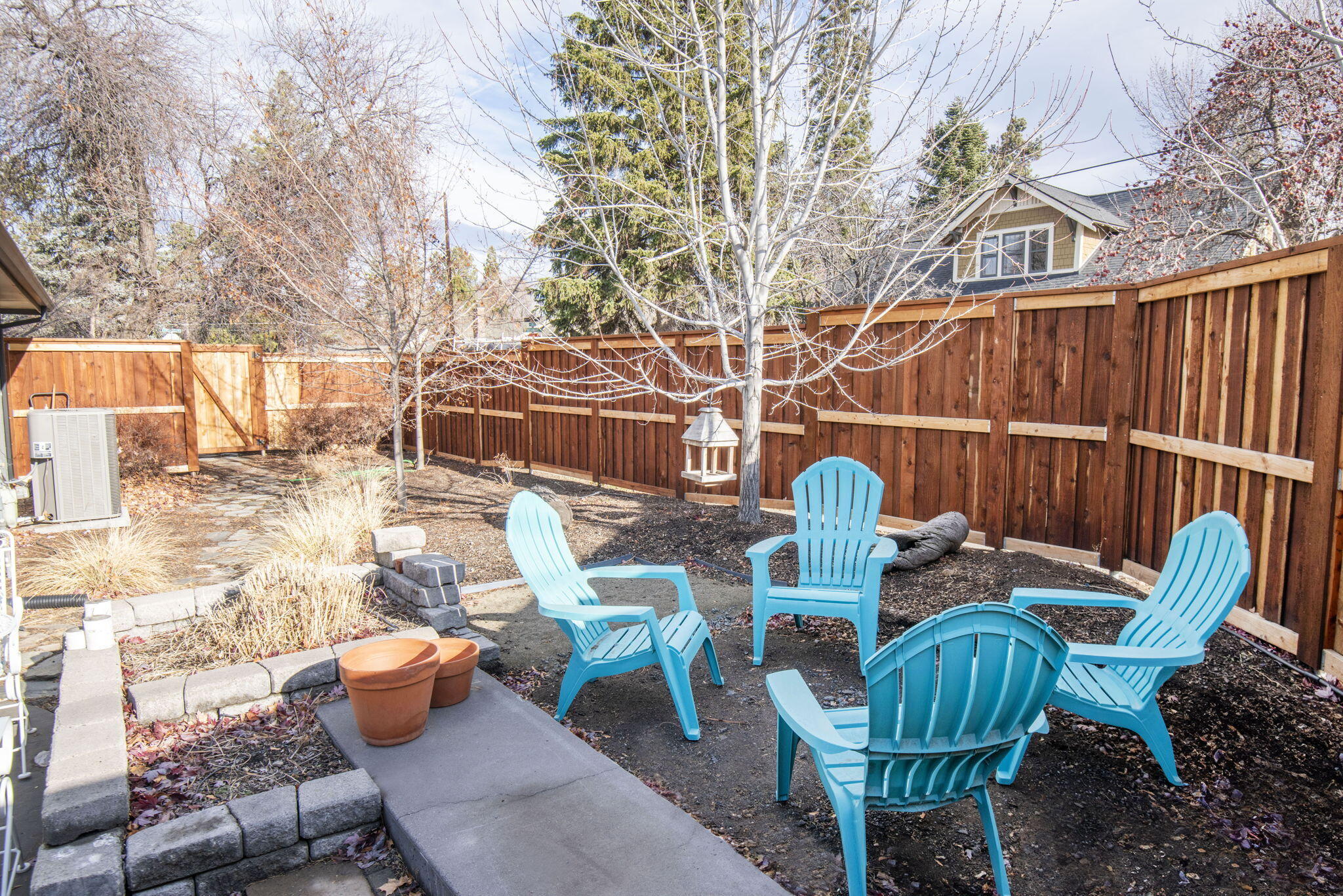 603 NW Delaware Avenue