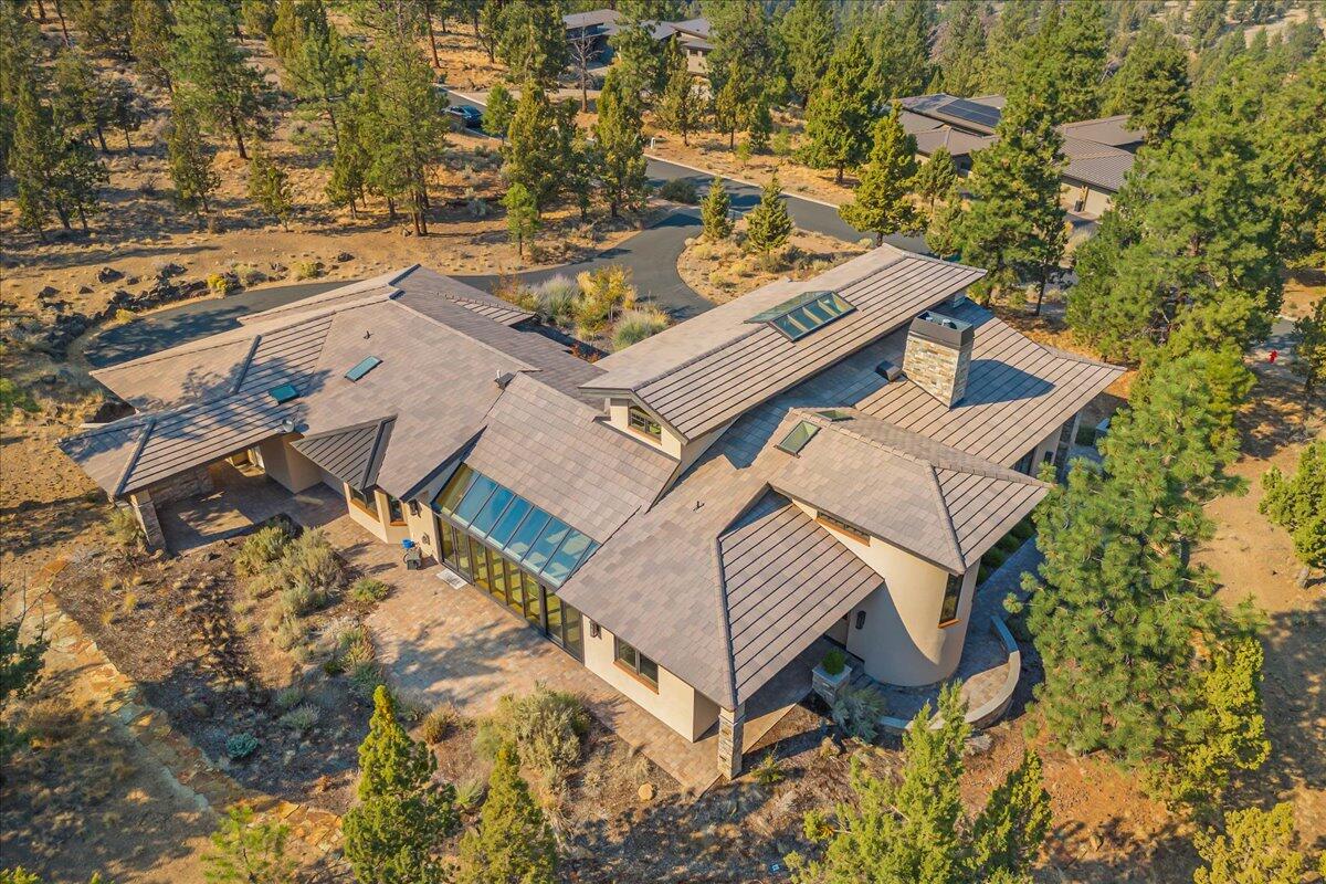 1611 NW Wild Rye Circle