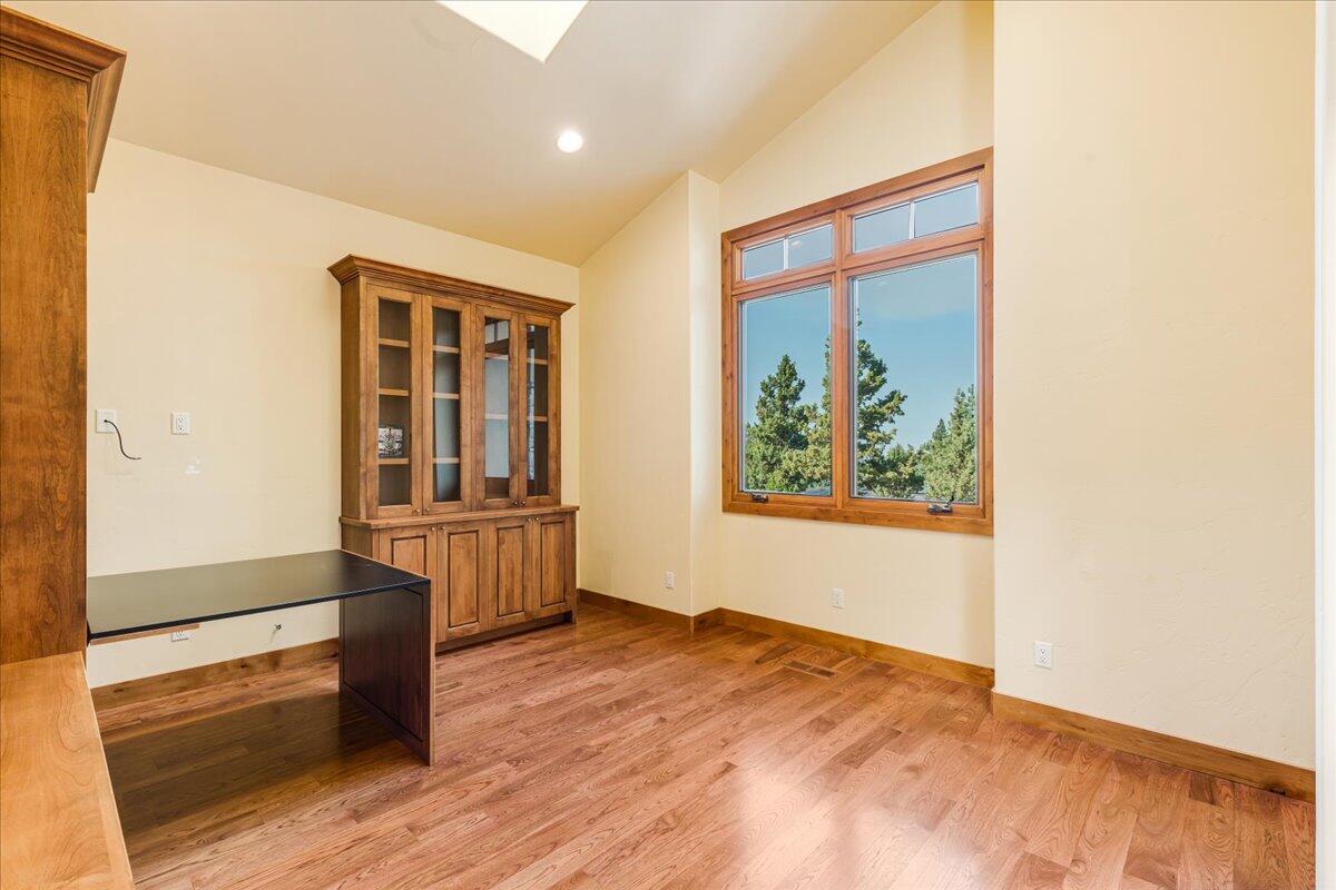 1611 NW Wild Rye Circle