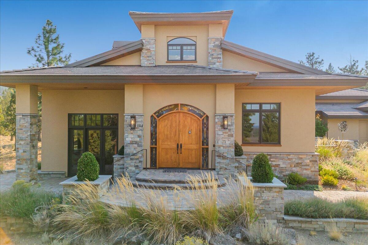1611 NW Wild Rye Circle