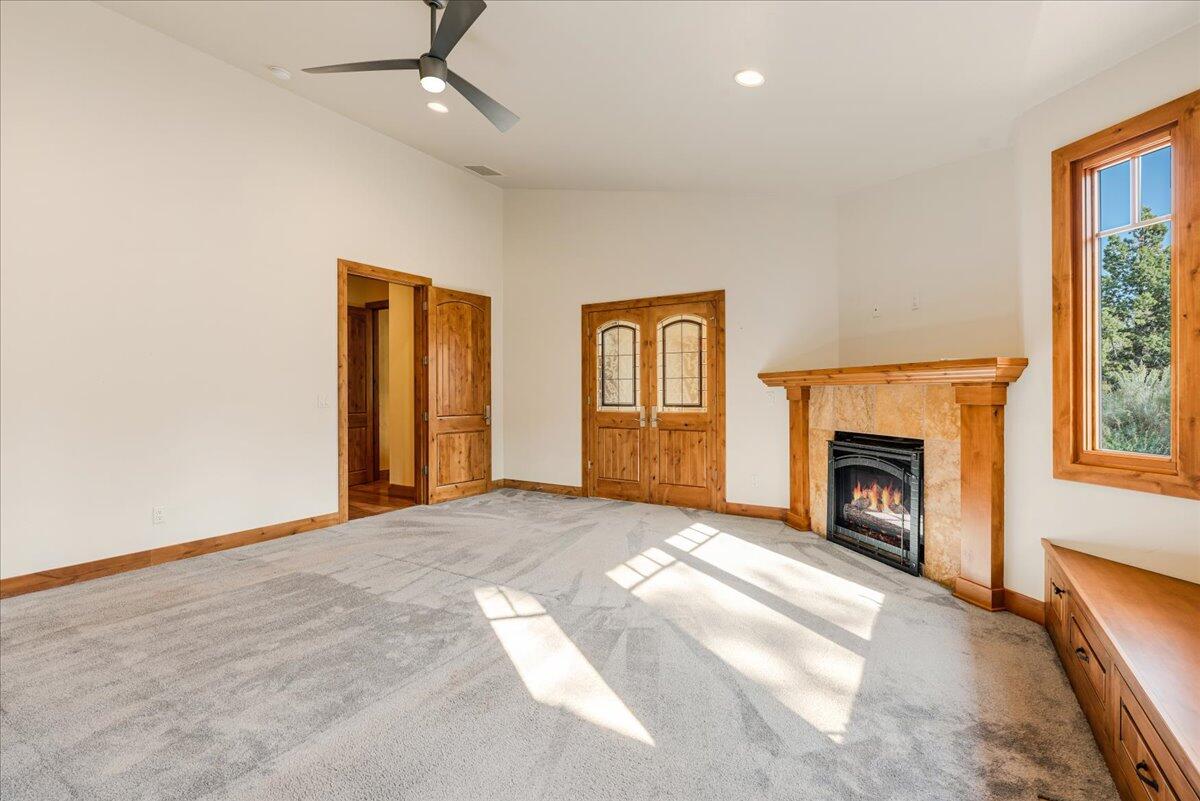 1611 NW Wild Rye Circle