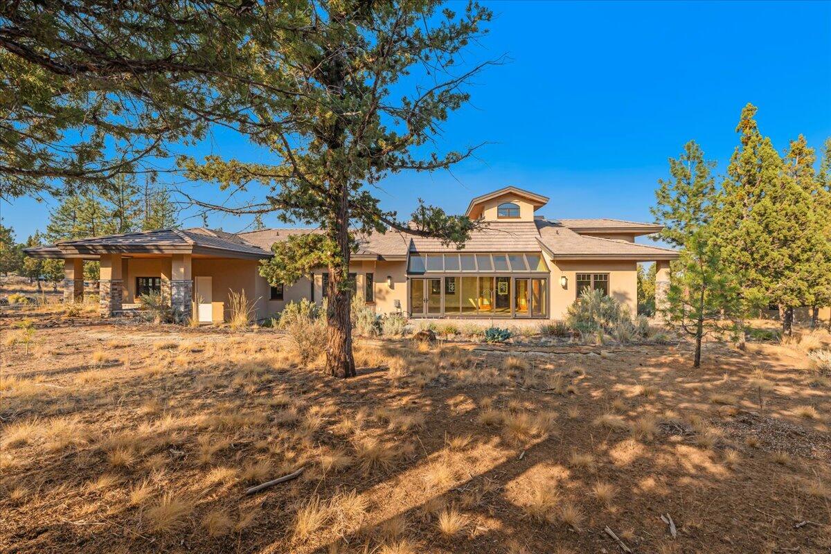 1611 NW Wild Rye Circle