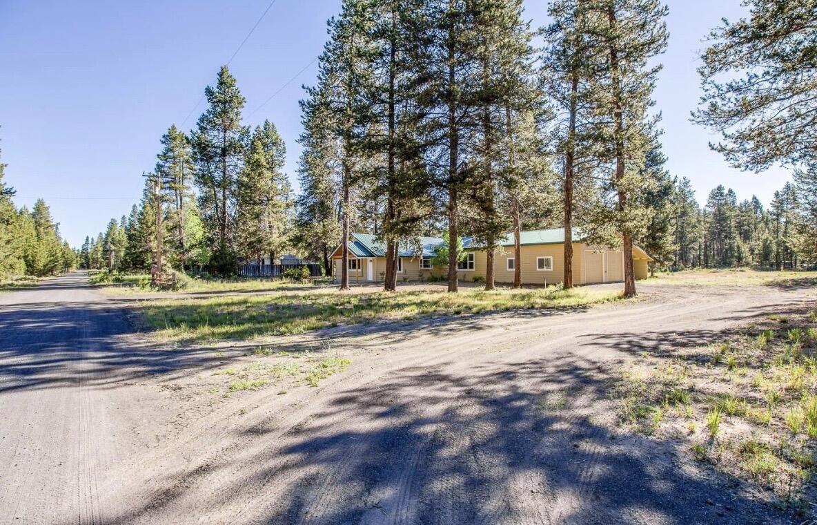 52832 Lowell Way