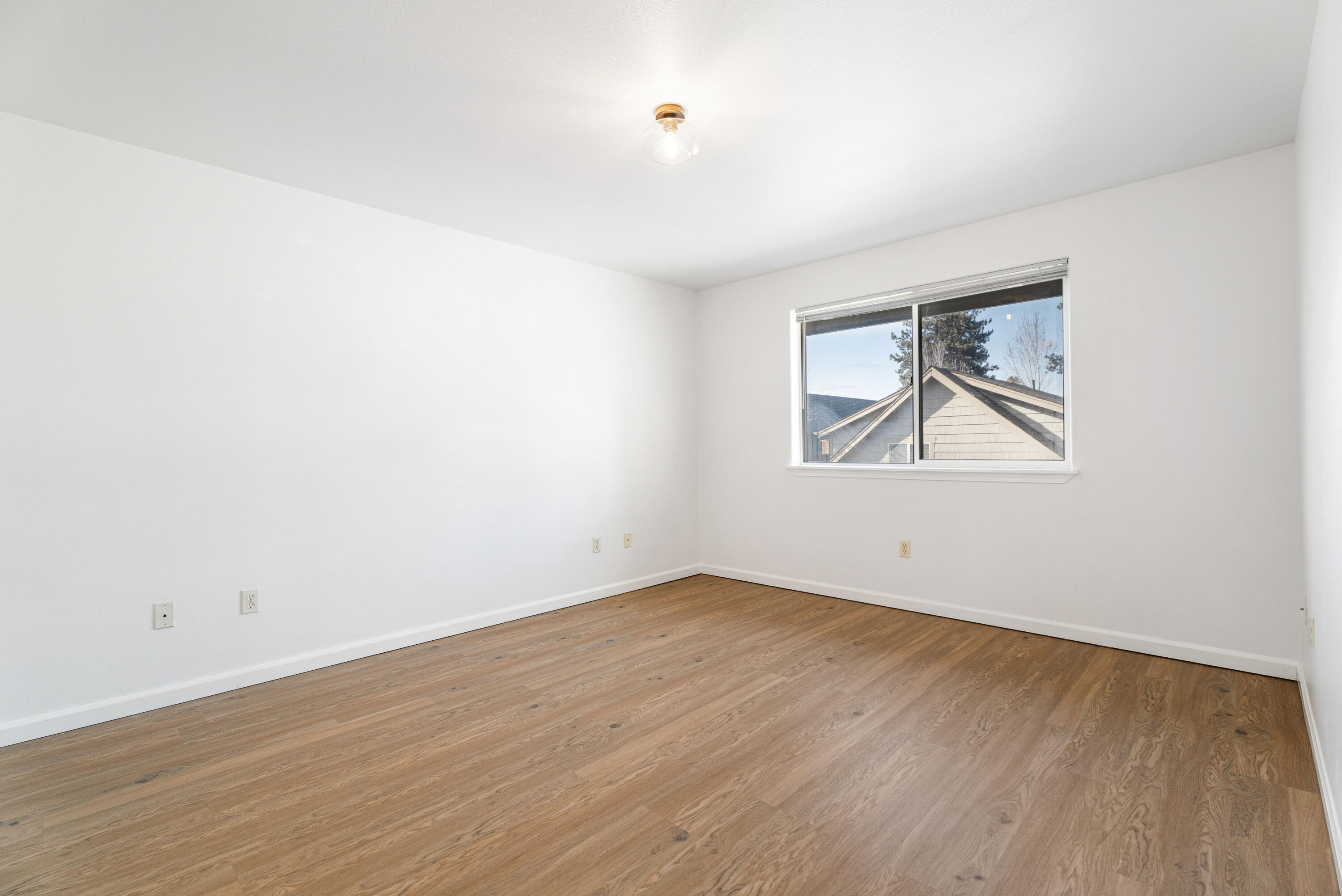 142 SE McKinley Avenue